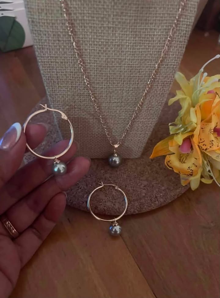 Tifitifi pearl necklace & hoop set (3cm) (silver grey)