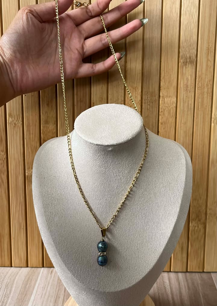 Malia Two Pearl Pendant Neckace