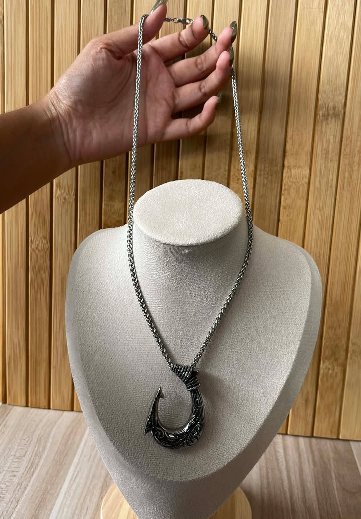 Maui Silver Hook