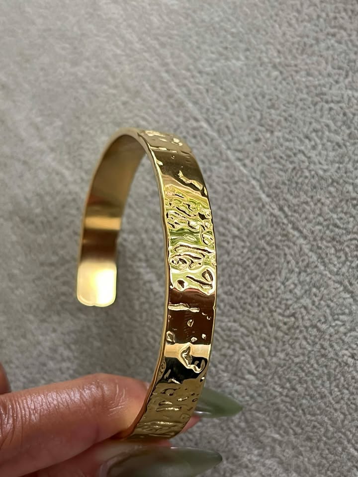 The Salote Cuff