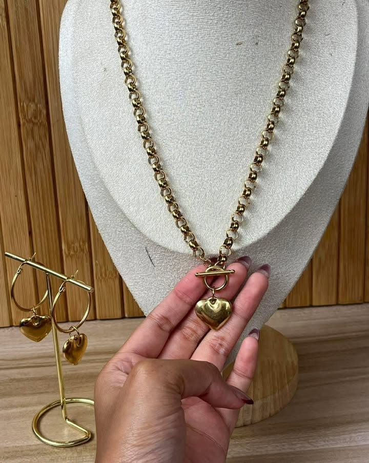Tehani Gold Set